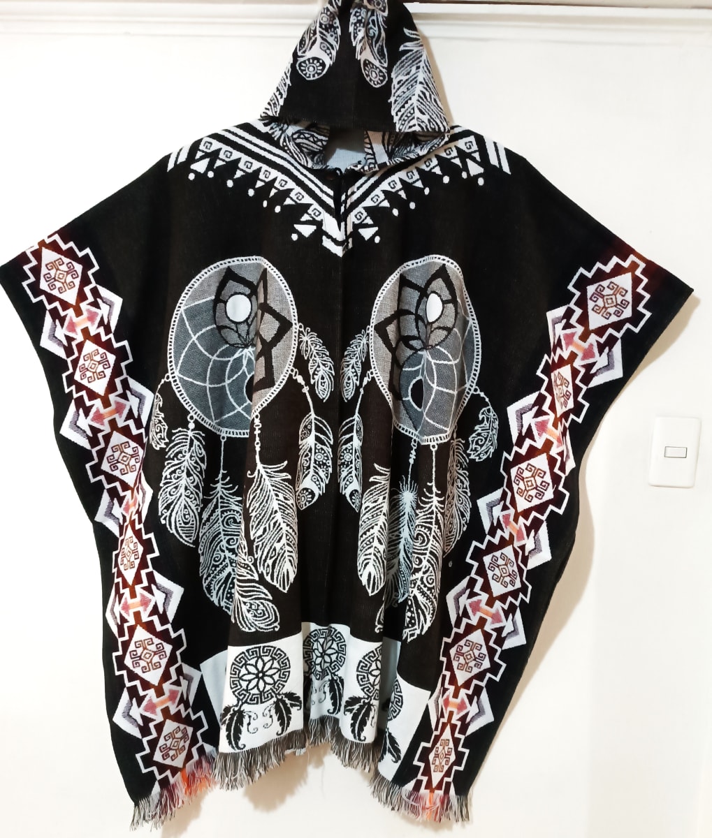 PONCHO ATRAPA SUEÑOS  ALPACA1