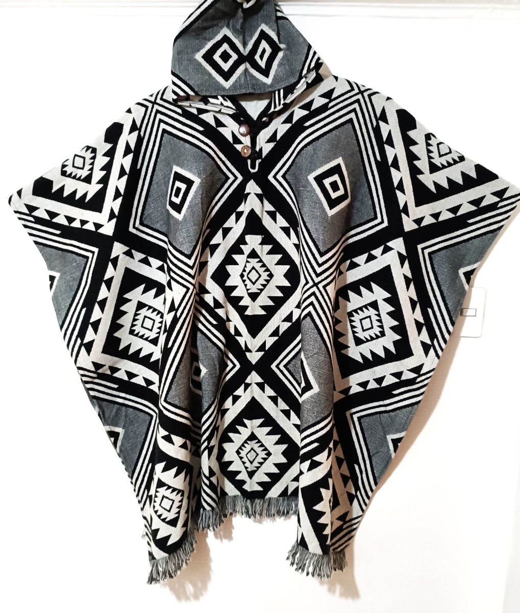 PONCHO CHACANAS PLOMO1