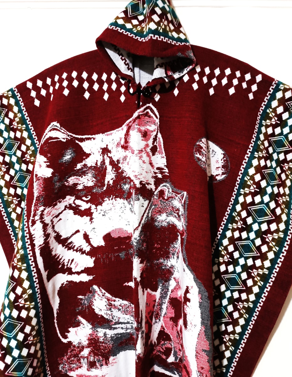 PONCHO LOBOS GRANATE ALPACA2