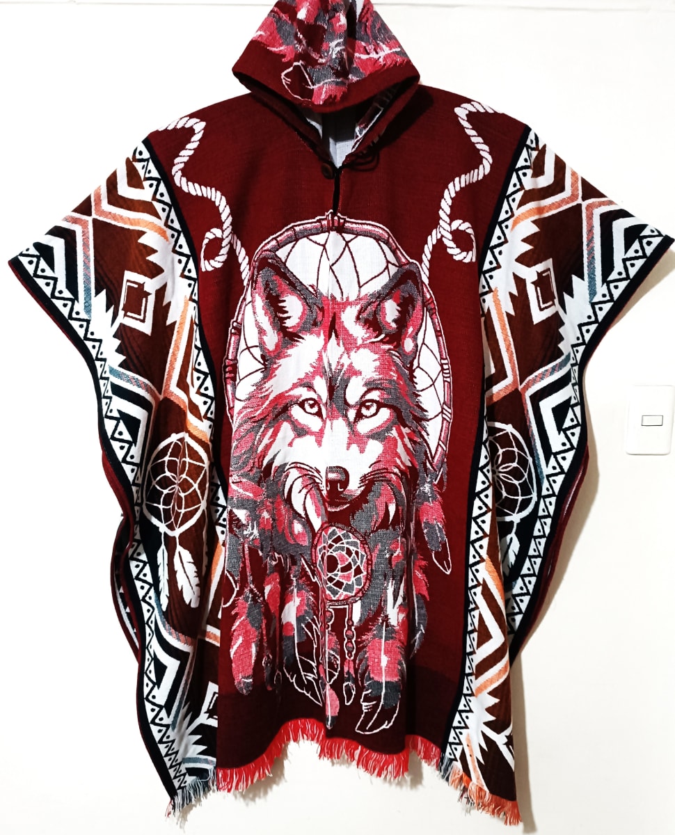 PONCHO CARA DE LOBO ATRAPA SUEÑOS1