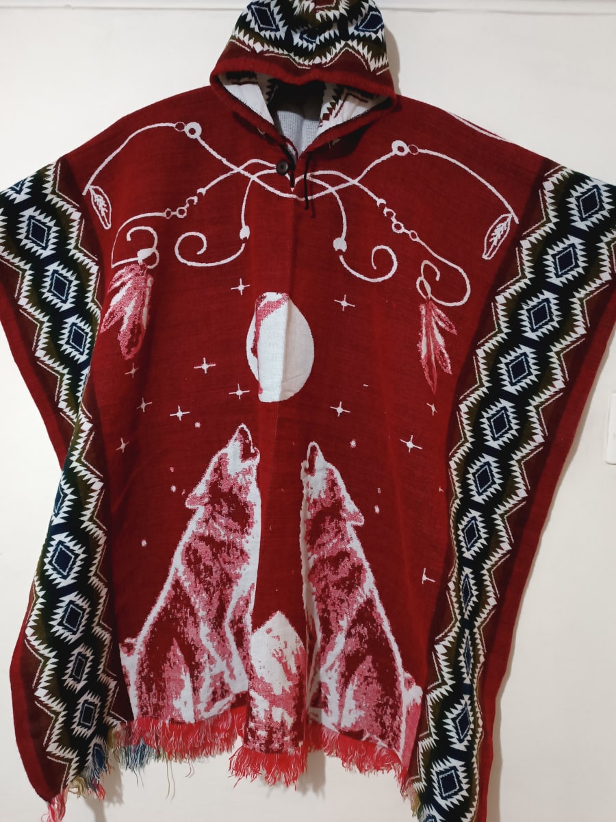 PONCHO ALPACA  LOBOS EN NOCHE DE LUNA2