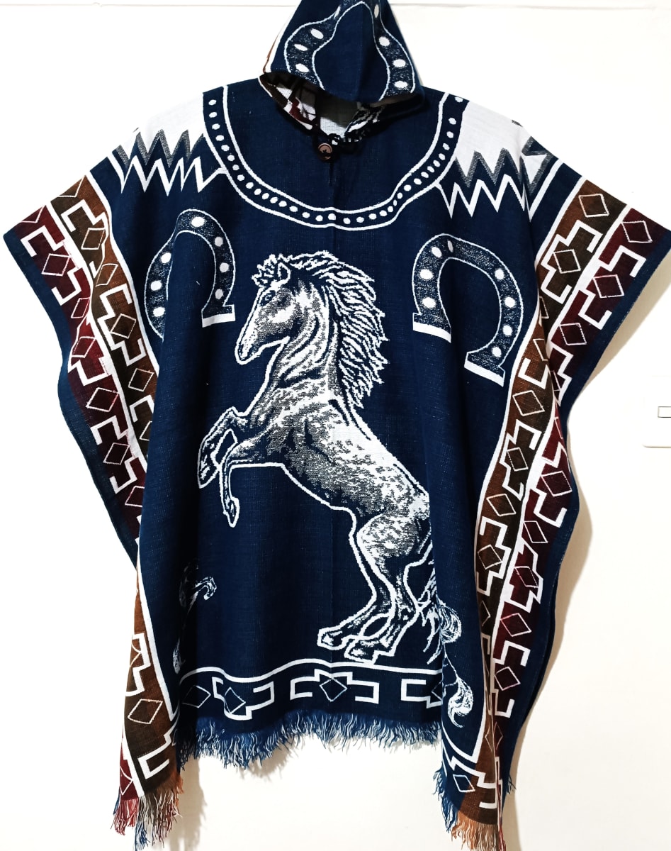 PONCHO ALPACA CABALLO AZUL1