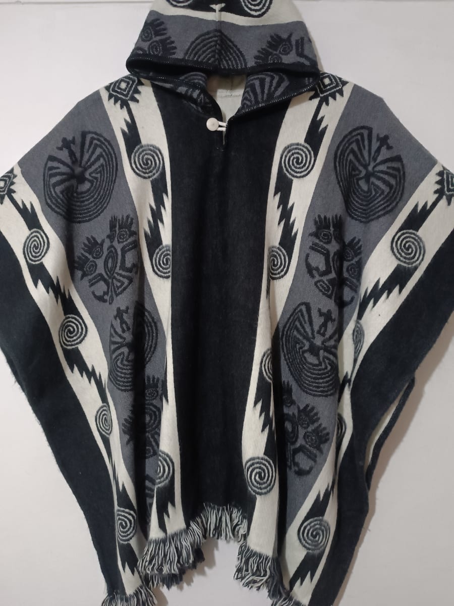 PONCHO ALPACA  REVERSIBLE NEGRO GRIS2