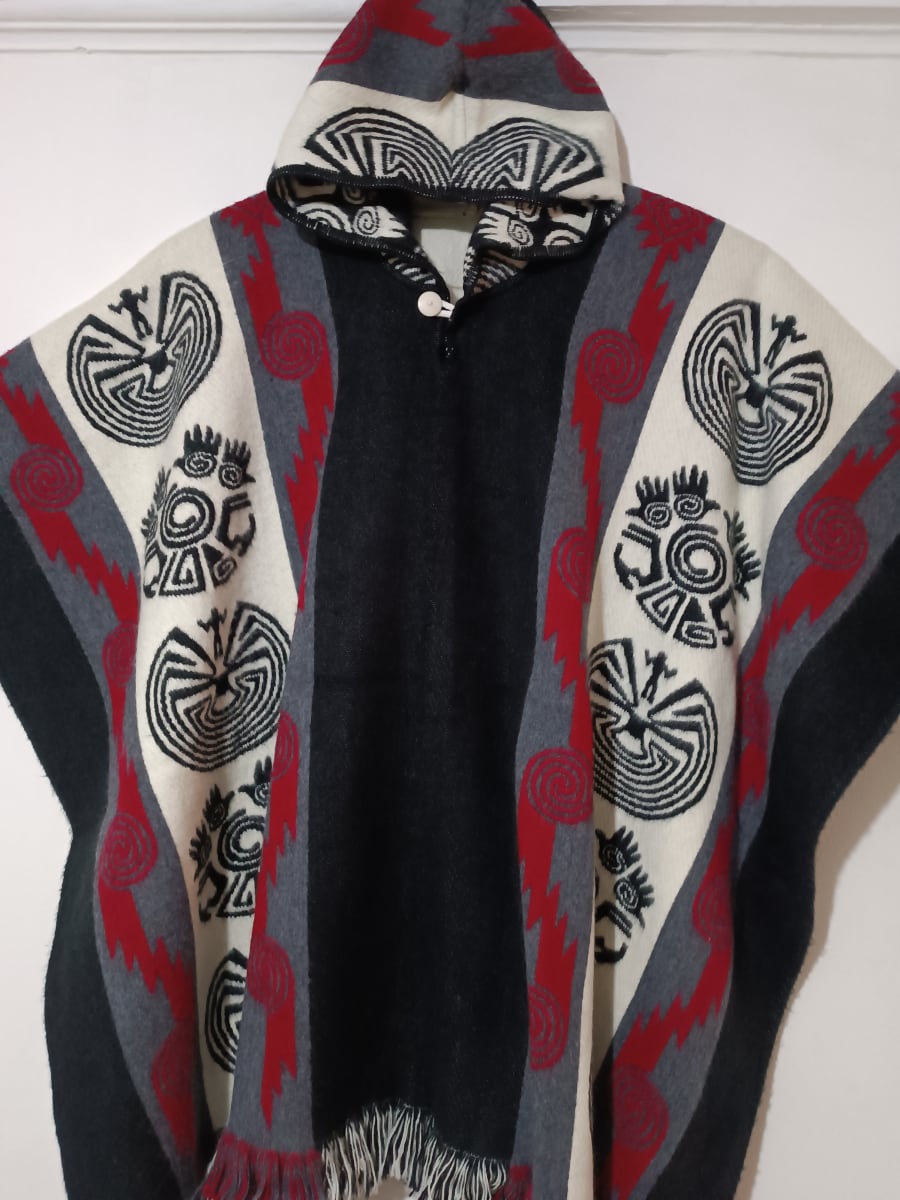 PONCHO REVERSIBLE ALPACA GRUESO2