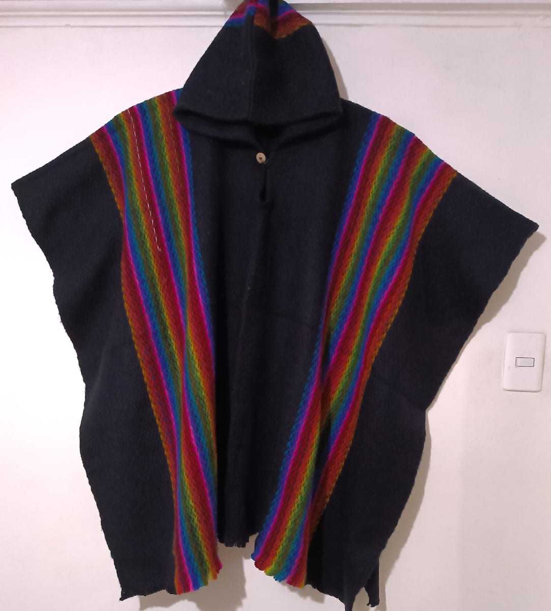 PONCHO OVEJA NEGRO LISTADO1