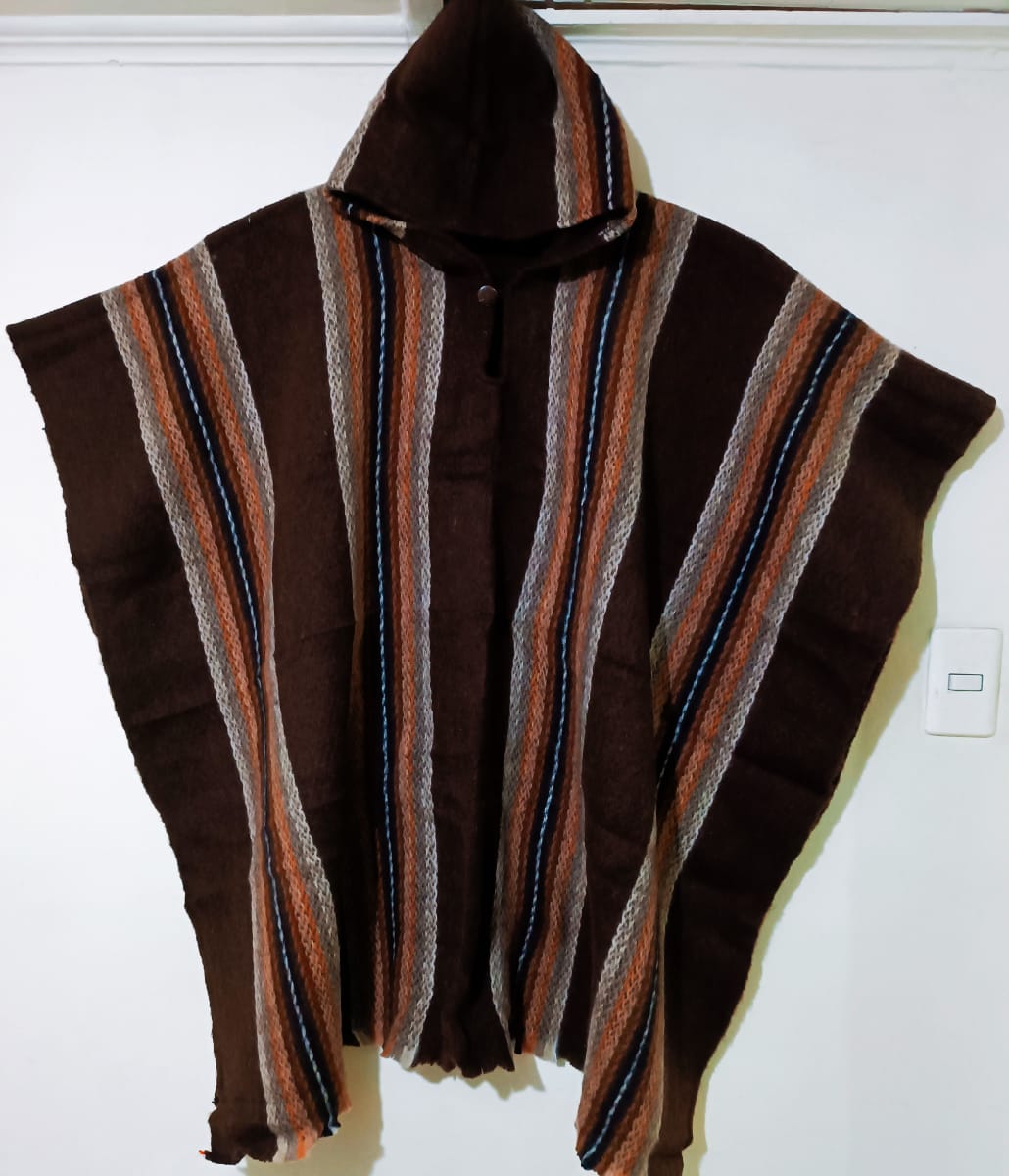 PONCHO OVEJA CAFE RAYADO1