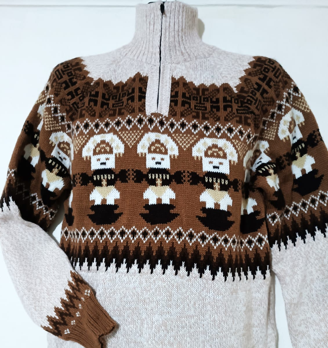 Chompa alpaca beige tumis2