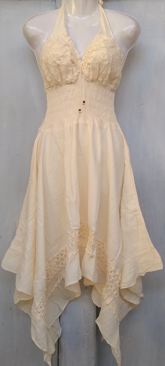 Vestido en punta crema1