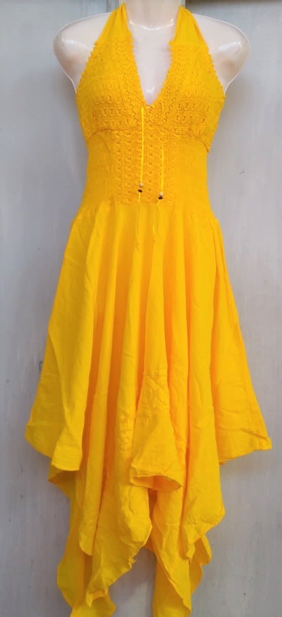 Vestido en punta amarillo1