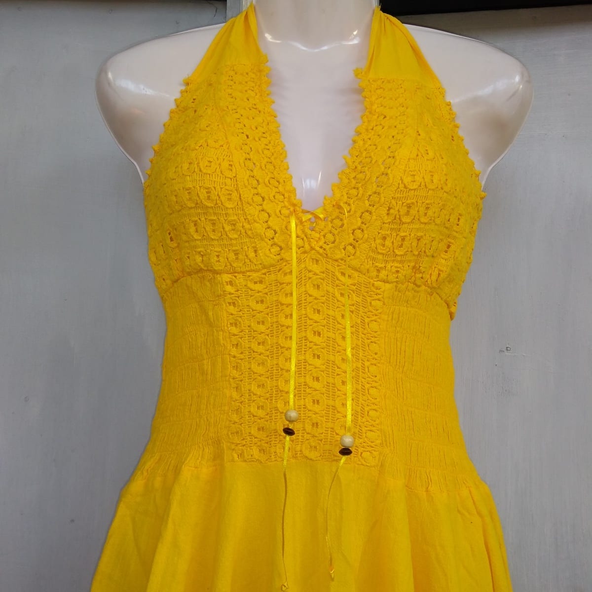 Vestido en punta amarillo2