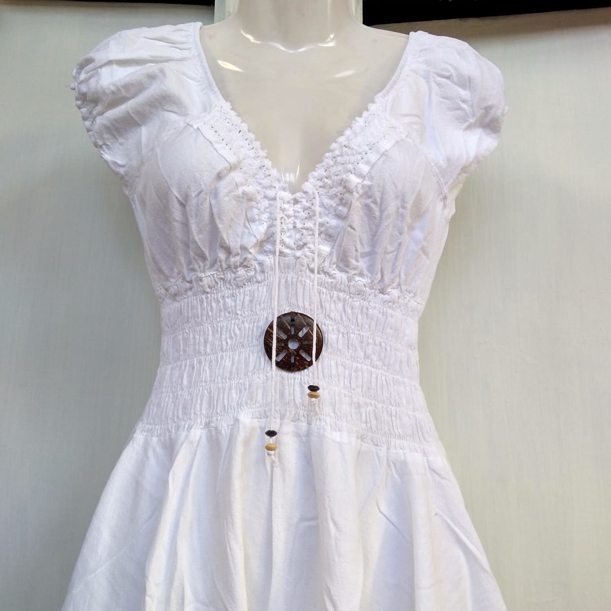 Vestido blanco en punta2