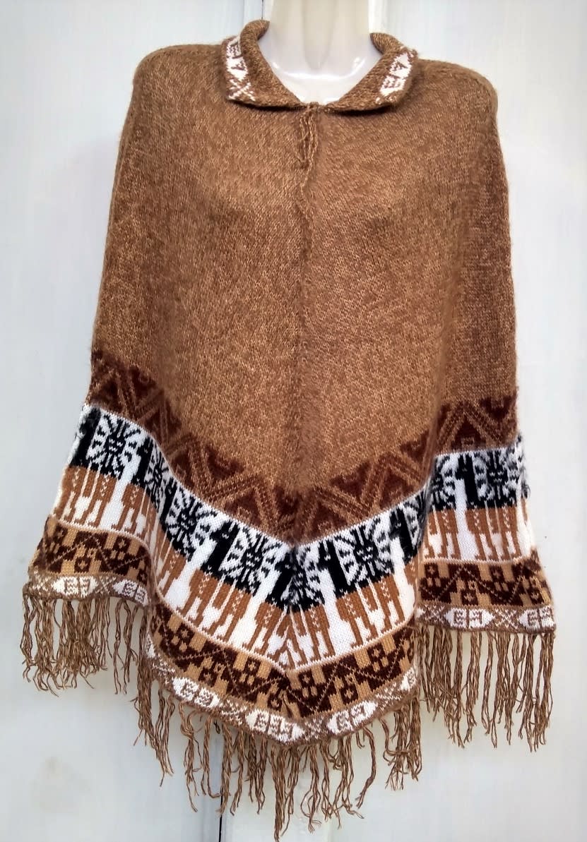 Poncho de lana de alpaca1