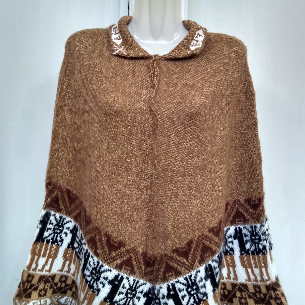 Poncho de lana de alpaca2
