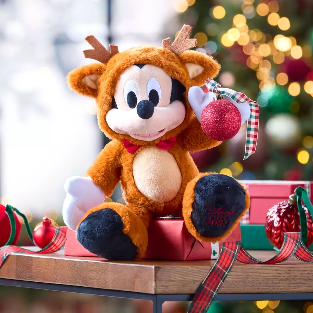 Peluche Disney Store Navideño Mickey Mouse Reno 30 cm2