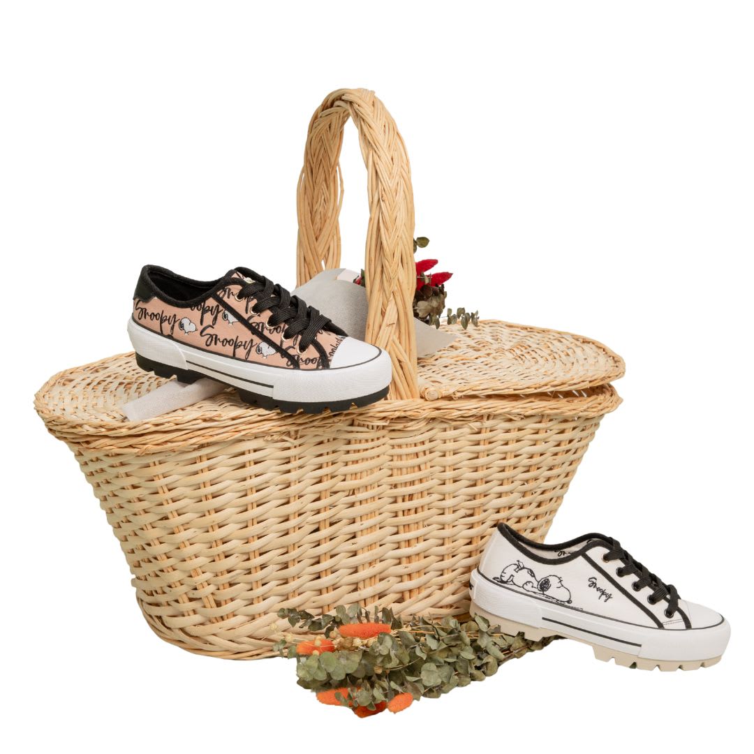 Zapatillas Urbanas Mujer Snoopy Blanco y Negro6