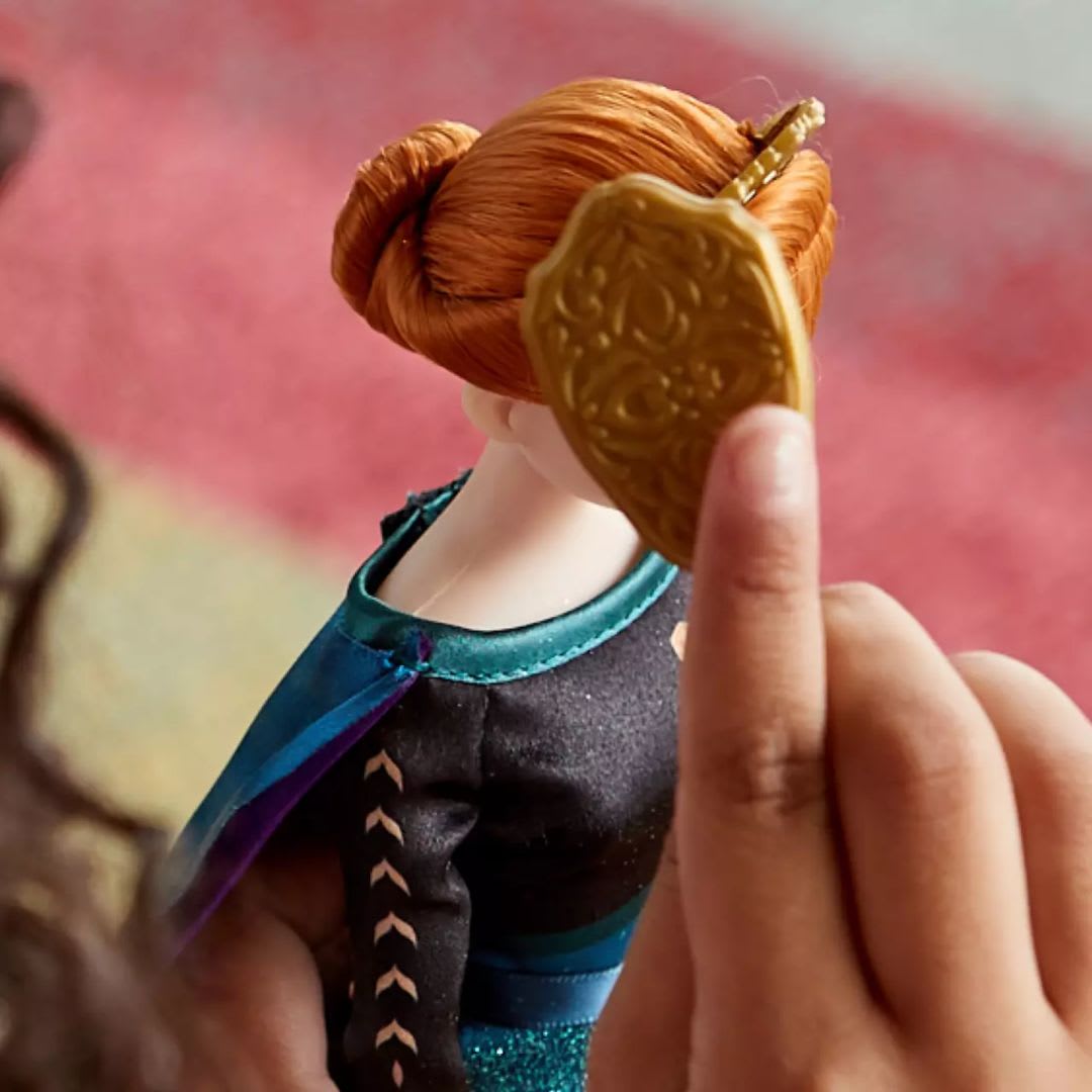 Muñeca Disney Store Anna Clasica Frozen 29