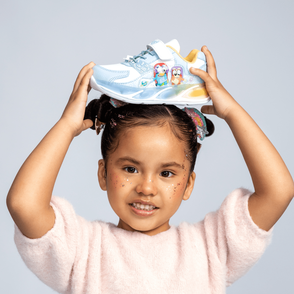 Zapatilla Casual Niño Bluey Blanco Celeste Con Luces6