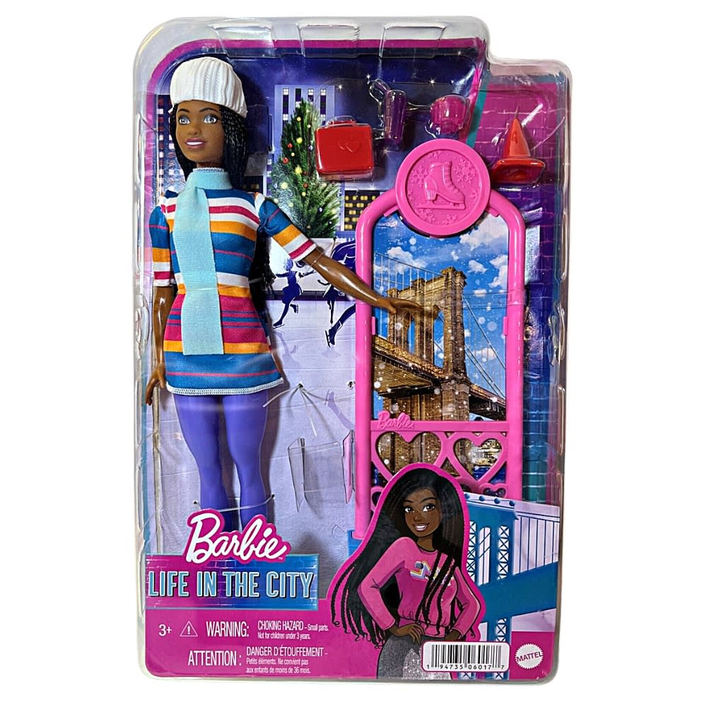 Muñeca Barbie Brooklyn Roberts Patinaje sobre Hielo Morena4