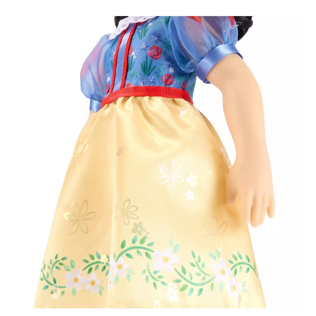 Muñeca Princesa Blanca Nieves Once Upon a Story Disney Store4