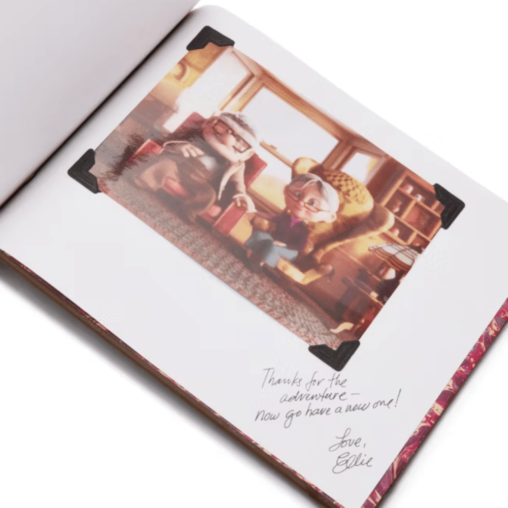 Diario Agenda Libro de Aventuras Up Disney Store3