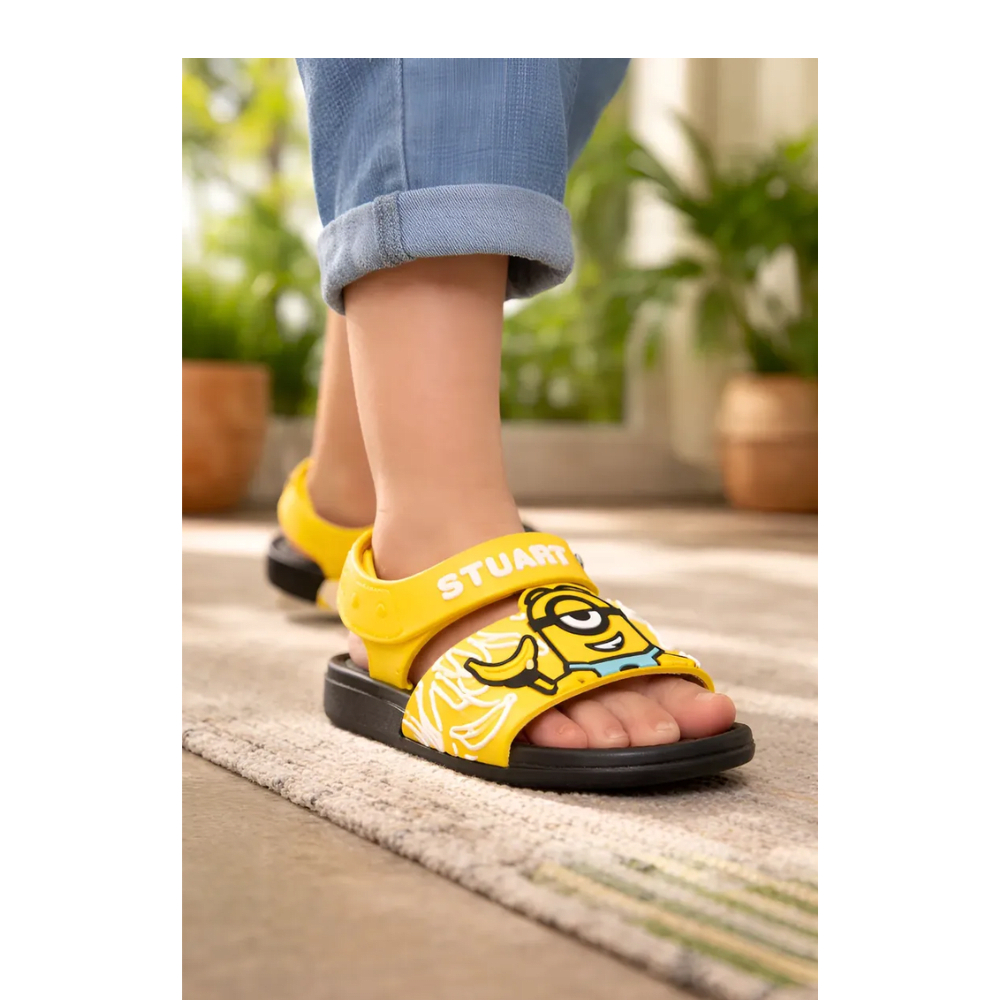 Sandalias Niño Playera Minions Negro4