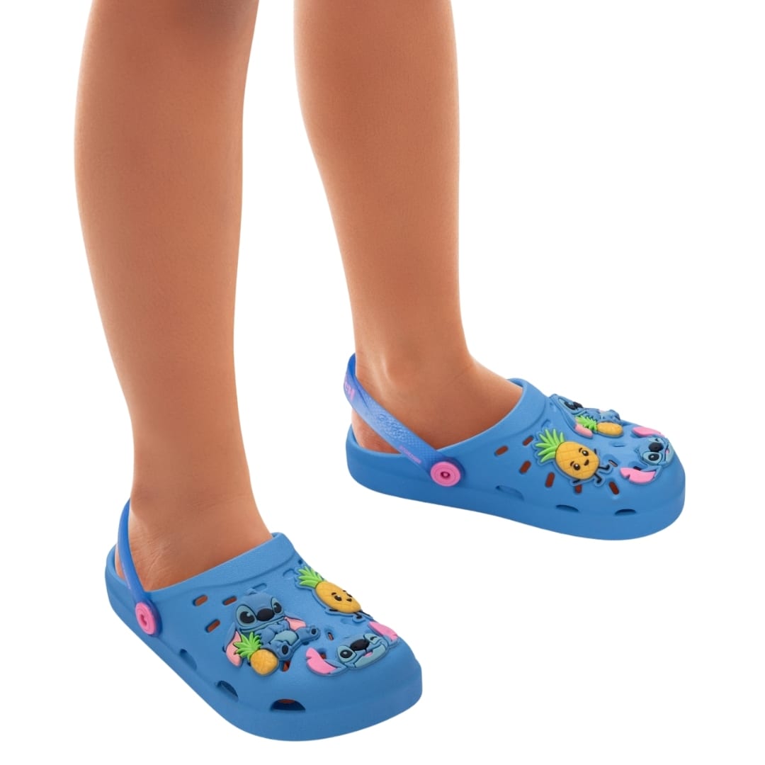 Sandalias Niña Canasta Clog Stitch Celeste4