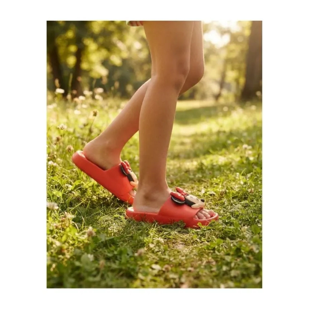 Sandalias Niña Casual Minnie Mouse 3D Roja5