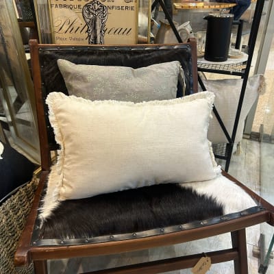 Cojin con flecos 30x50