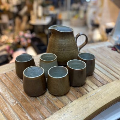 Set jarro & 6 vasos grés
