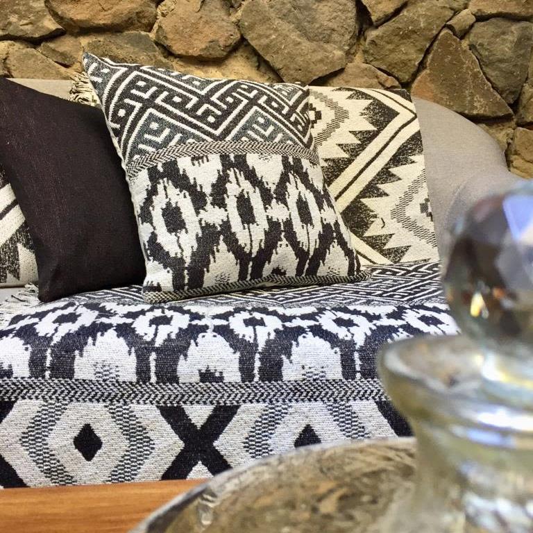 Cojín Indra Negro 40x40 cm2