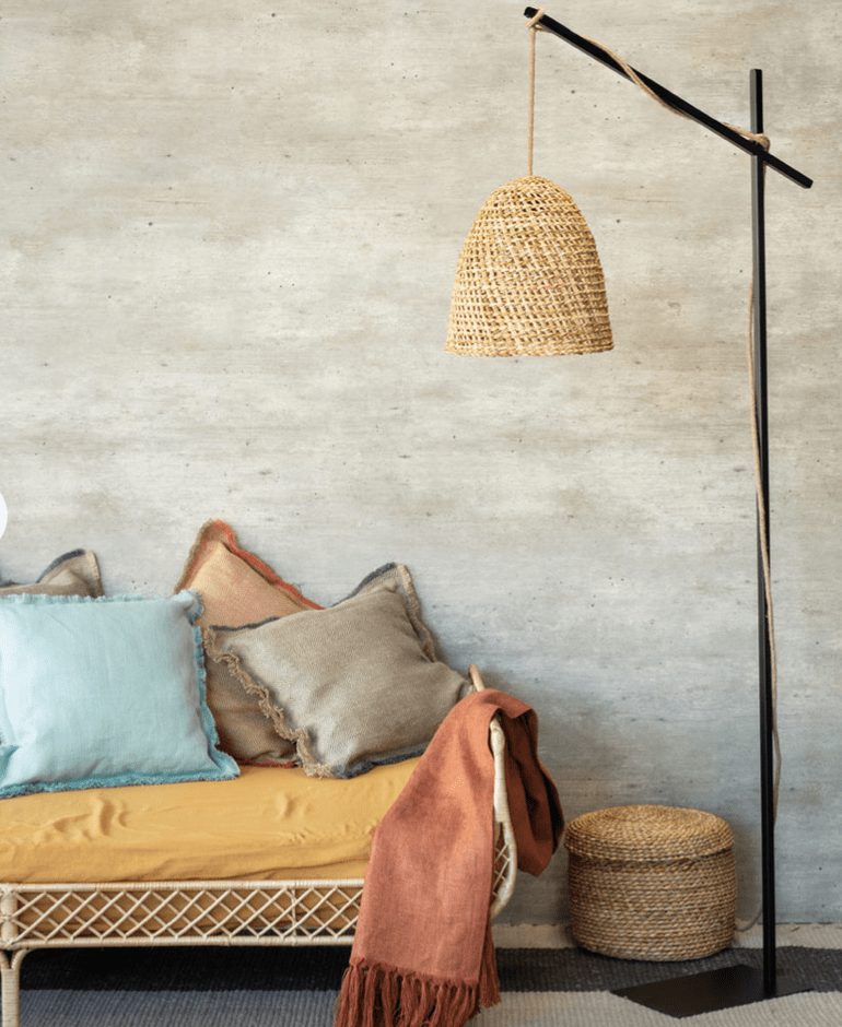 Lámpara de Pié Ulmo Volcán1