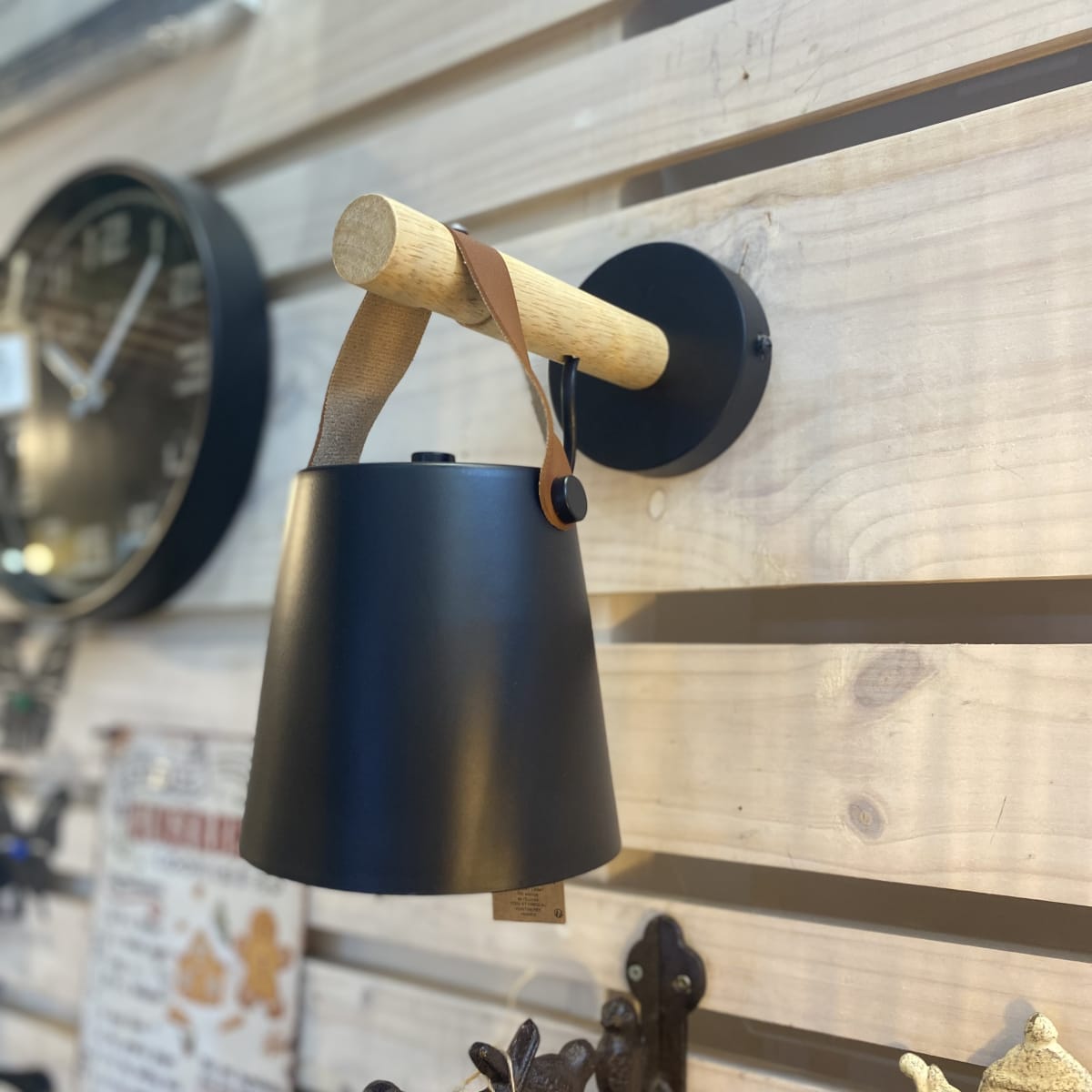 Aplique metal y cuero1