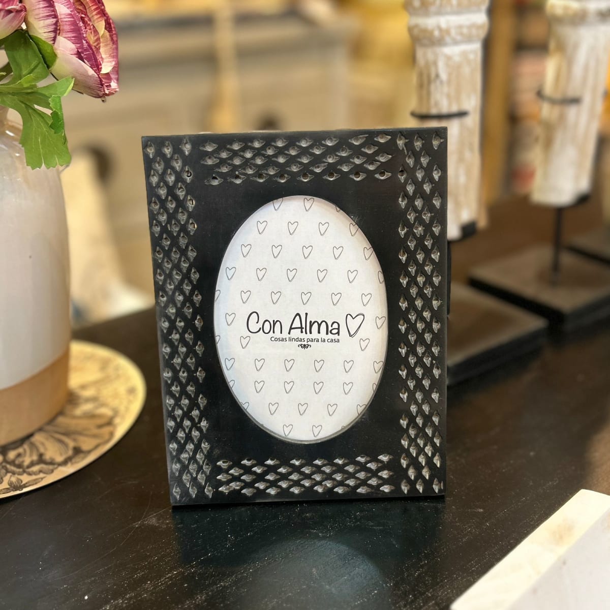 Porta retrato negro foto ovalada 15x182