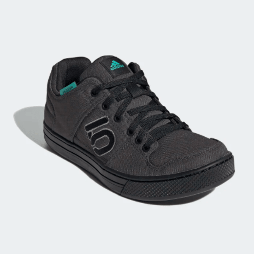 Zapatilla Fiveten Primeblue Gris, Hombre5