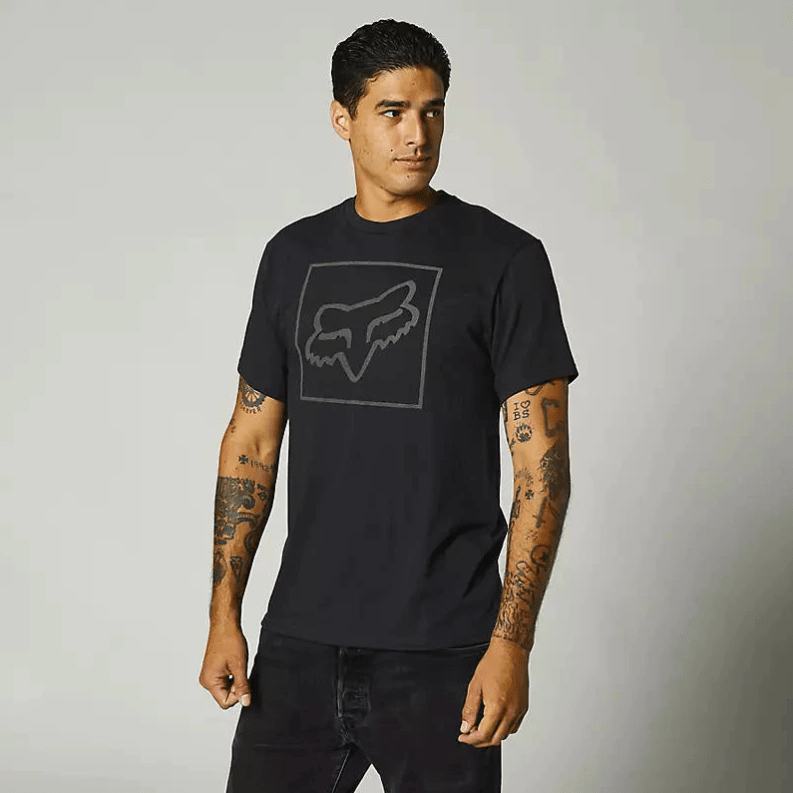 Polera Fox Lifestyle Manga Corta Off Tilter SS Negro Hombre1