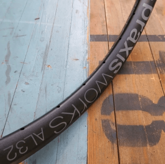 LLANTA PRAXIS AL32 29 /32H1