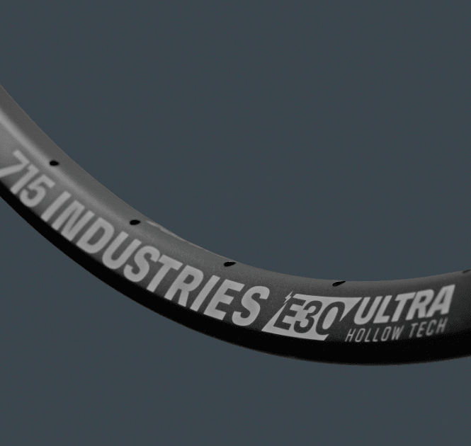 Llanta 715IND ULTRA 27.5 32H NEGRO3