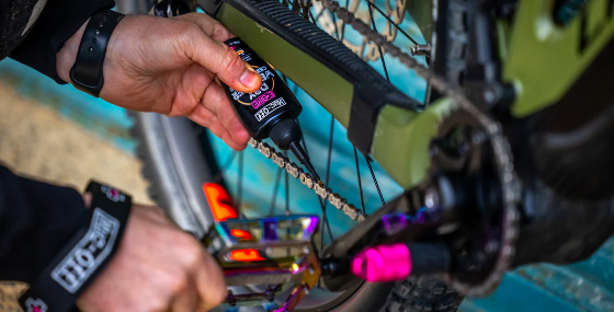 Lubricante MUC-OFF EBIKE DRY CERAMIC (Seco) 120ml2