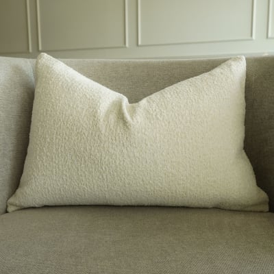 Funda de Cojin Valeria Beige 60x40