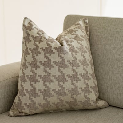Cojín Vichy beige
