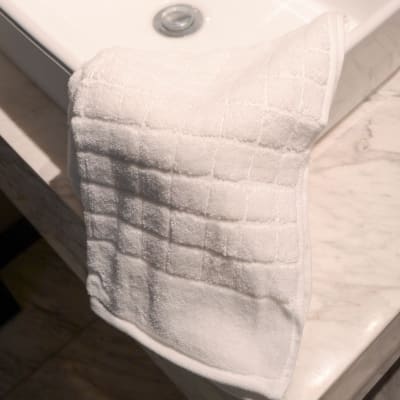 Set toalla Chanel Mano