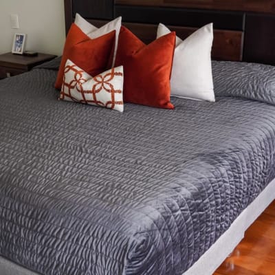 Cubrecama Velvet Charcoal