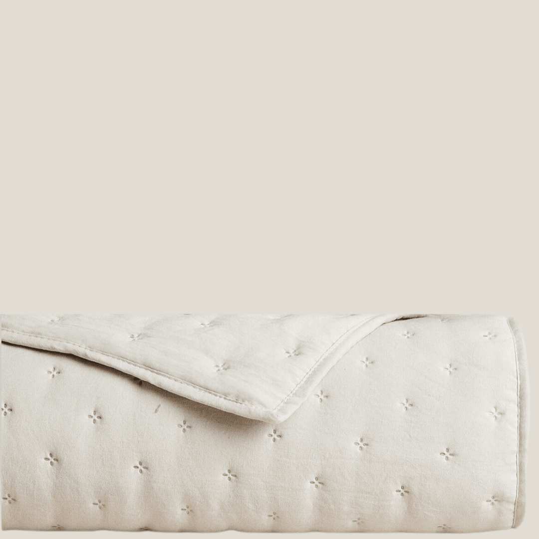 Cubrecama Calma Beige4