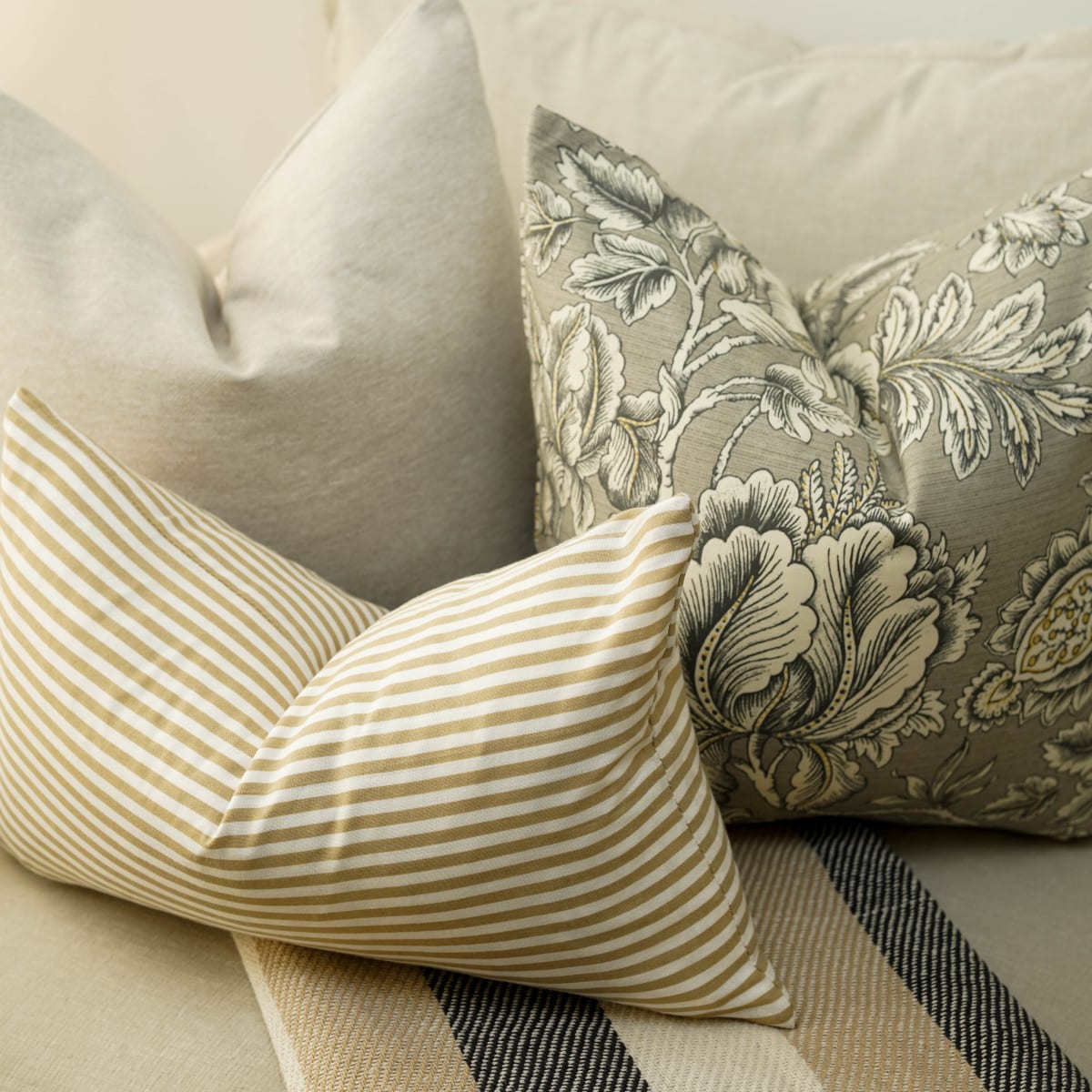 Funda de Cojín Lily3