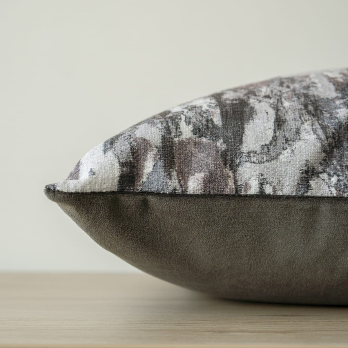 Funda de Cojín Scale Gris13