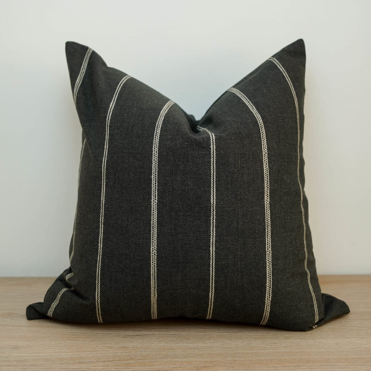 Funda de Cojín Natural Black4