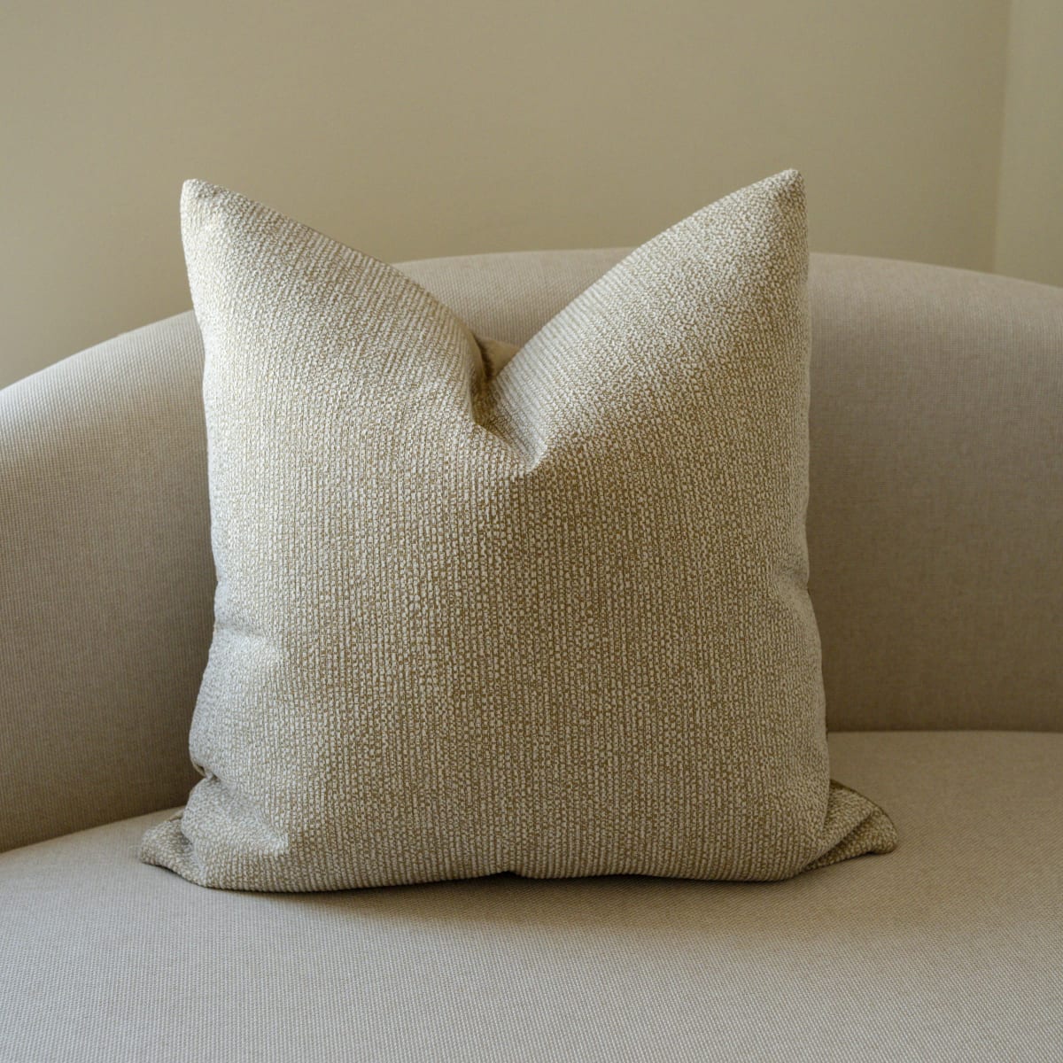 Funda de Cojín Dot Camel1