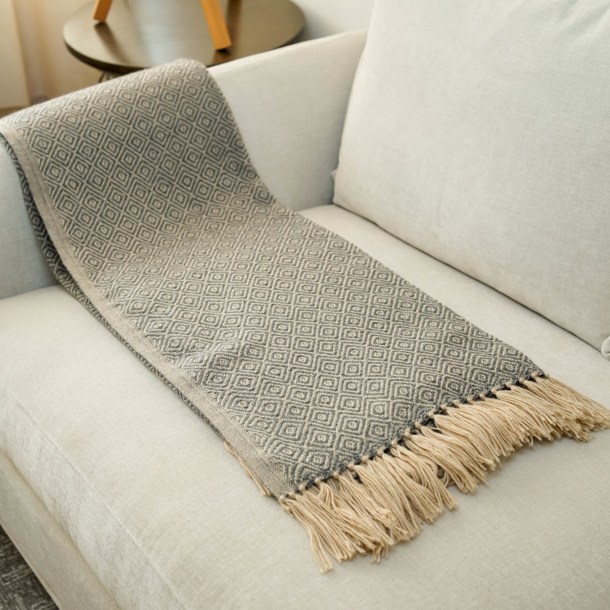 Manta Rombos CharcoalBrown3