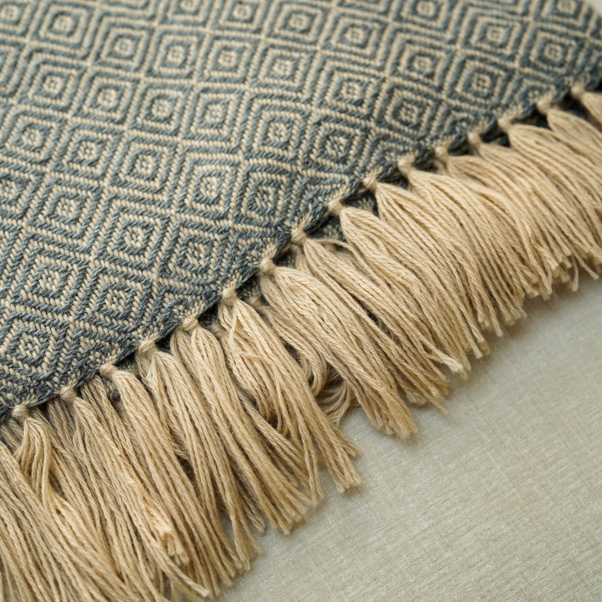 Manta Rombos CharcoalBrown4