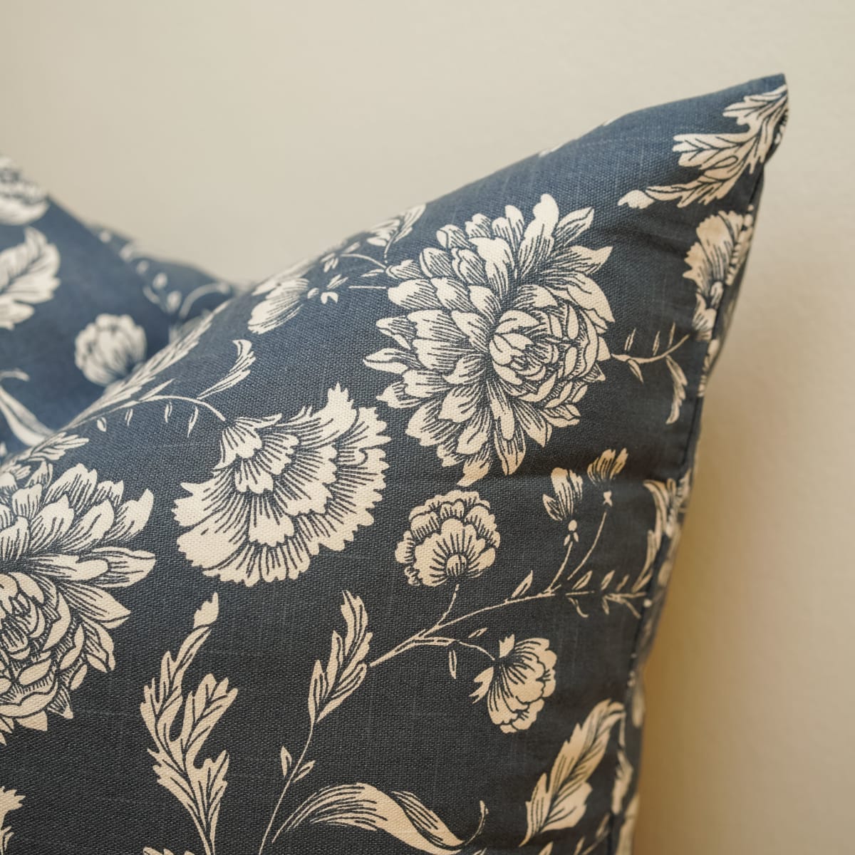 Funda de Cojin Flores Azules5